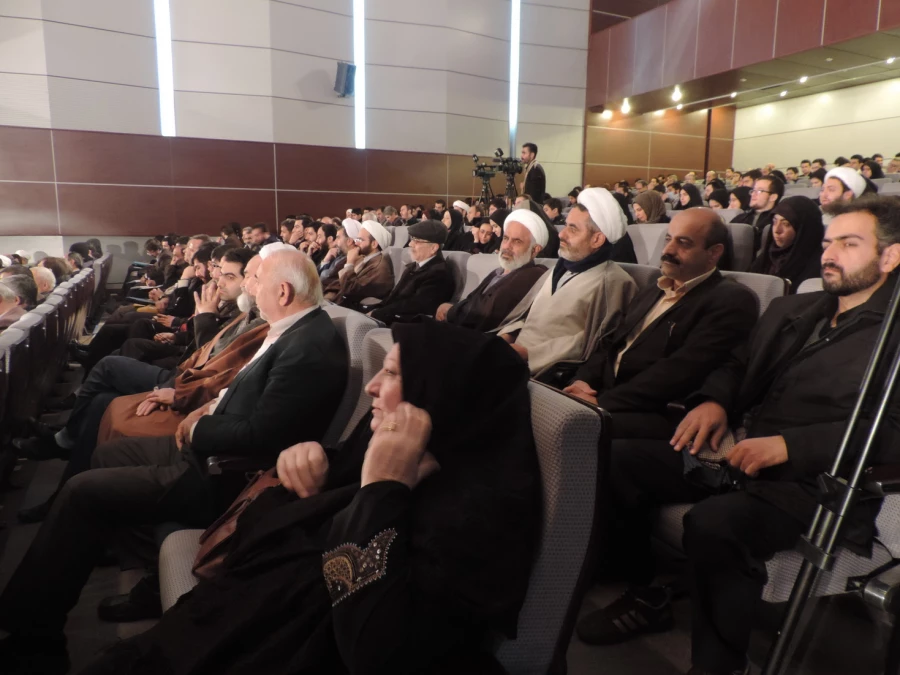 برگزاری همایش بزرگداشت عالم ربانی حاج آقا شیخ  مجتبی قزوینی 5