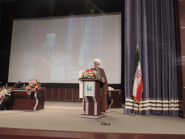 برگزاری همایش بزرگداشت عالم ربانی حاج آقا شیخ  مجتبی قزوینی 7