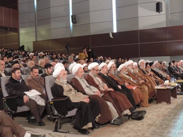 برگزاری همایش بزرگداشت عالم ربانی حاج آقا شیخ  مجتبی قزوینی 8