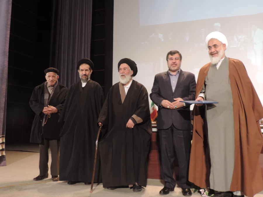 برگزاری همایش بزرگداشت عالم ربانی حاج آقا شیخ  مجتبی قزوینی(گزارش شماره 2) 4