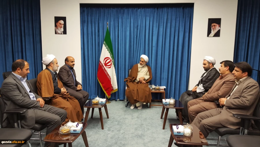 دیدار هیأت رئیسه دانشگاه فرهنگیان استان قزوین با نماینده ولی فقیه و امام جمعه قزوین 2