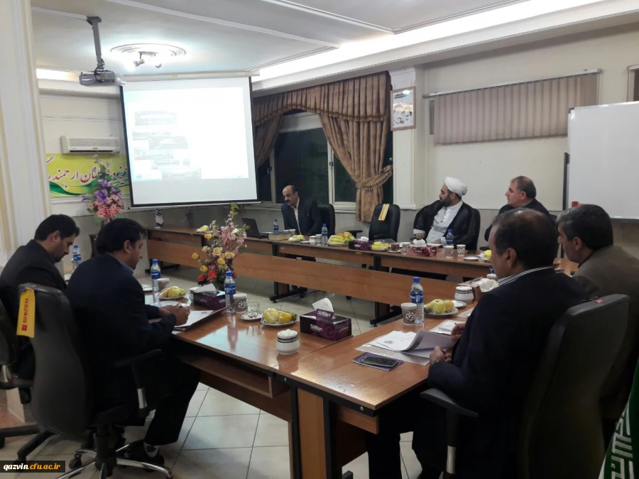 اولین جلسه هیات امنای دانشگاه فرهنگیان استان قزوین در سال تحصیلی ۹۶_۹۵برگزارگردید 2
