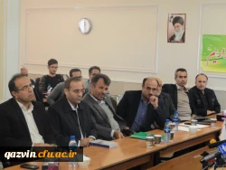 با حضور استاندار قزوین و هیات همراه برگزار شد:
جلسه هم اندیشی اساتید دانشگاه فرهنگیان قزوین 6