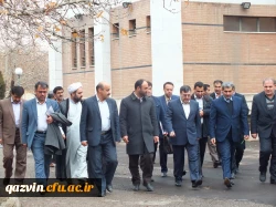 استاندار در نشست با هئیت امنای دانشگاه فرهنگیان بیان داشت: 
رفع مشکلات دانشگاه فرهنگیان در دستور کار است 6