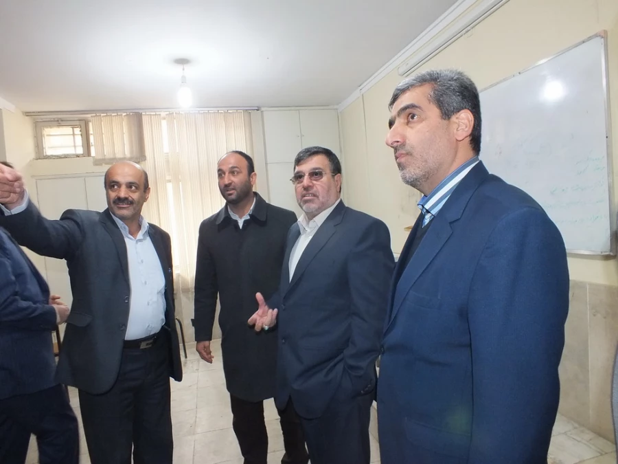 استاندار در نشست با هئیت امنای دانشگاه فرهنگیان بیان داشت: 
رفع مشکلات دانشگاه فرهنگیان در دستور کار است 8