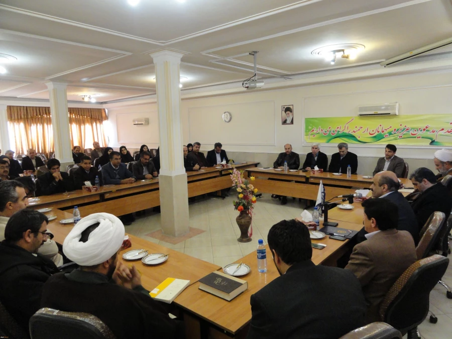 با حکم دکتر مهرمحمدی، انجام شد:
انتصاب سرپرست  پردیس شهید رجایی قزوین 3