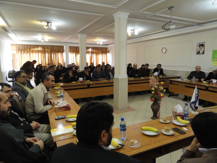 با حکم دکتر مهرمحمدی، انجام شد:
انتصاب سرپرست  پردیس شهید رجایی قزوین 4