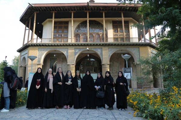 کاخ چهل ستون 3