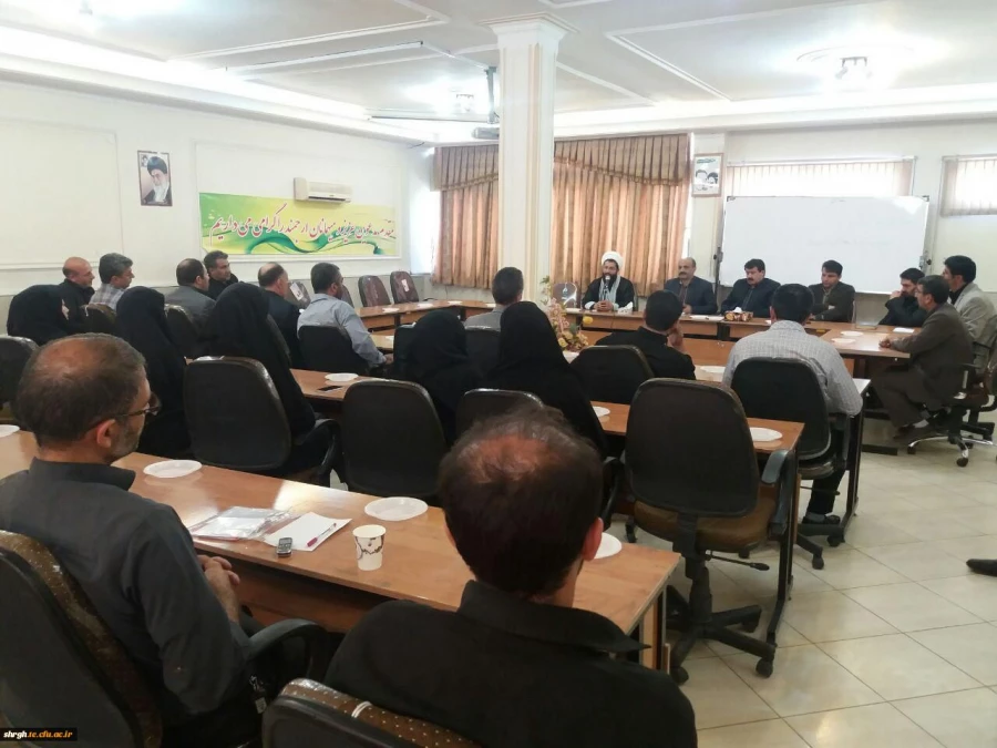 برگزاری مراسم گرامیداشت هفته دفاع مقدس با حضور نماینده مقام معظم رهبری در سپاه صاحب الامراستان  قزوین

تجدید میثاق با آرمان های شهدای هشت سال دفاع مقدس 4