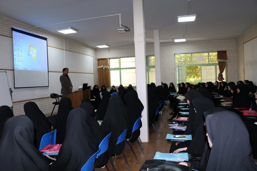 برگزاری مراسم معارفه دانشجومعلمان ورودی سال1396  10