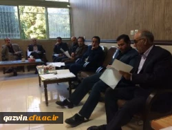 در پردیس شهید رجایی  با حضور اساتید هردو پردیس برگزارشد:

کارگروه  کارورزی مدیریت امور پردیس های  دانشگاه فرهنگیان استان قزوین در سال تحصیلی 97-96  5