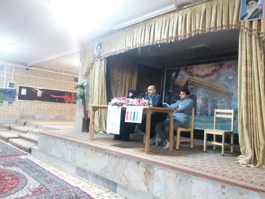 با حضور مسئولین دانشگاه فرهنگیان قزوین برگزار شد:

جلسه پرسخ و پاسخ دانشجو معلمان پردیس بنت الهدی صدر قزوین 2