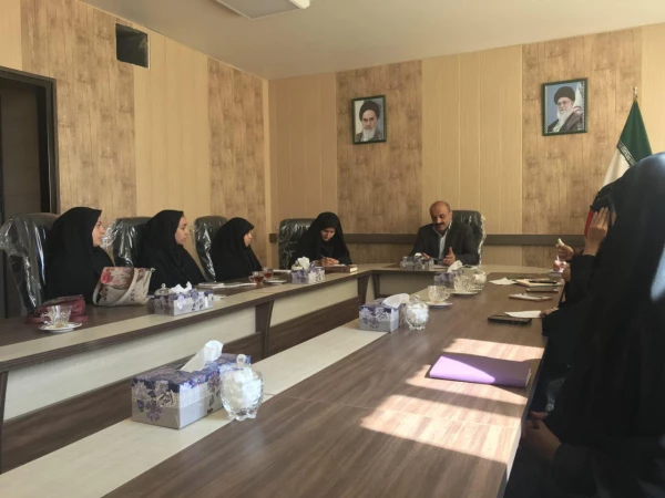 برگزاری جلسه دبیران کانون ها با حضور ریاست امور پردیس های استان جناب آقای دکتر یوسفی 3