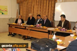 جلسه صمیمی مدیریت امور پردیس های استان قزوین با ا ساتید 7