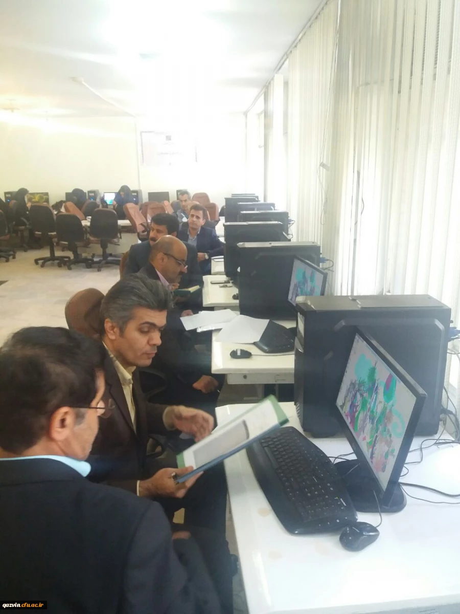 برگزاری دوره بالندگی Prezi 2