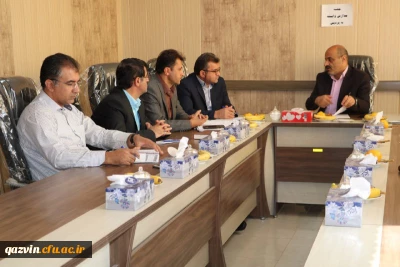 با حضور معاون آموزش ابتدایی اداره کل آموزش و پرورش استان قزوین برگزار شد:

جلسه طرح مدارس وابسته به پردیس های  دانشگاه فرهنگیان استان قزوین