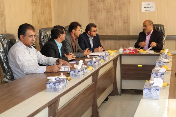 با حضور معاون آموزش ابتدایی اداره کل آموزش و پرورش استان قزوین برگزار شد:

جلسه طرح مدارس وابسته به پردیس های  دانشگاه فرهنگیان استان قزوین 2