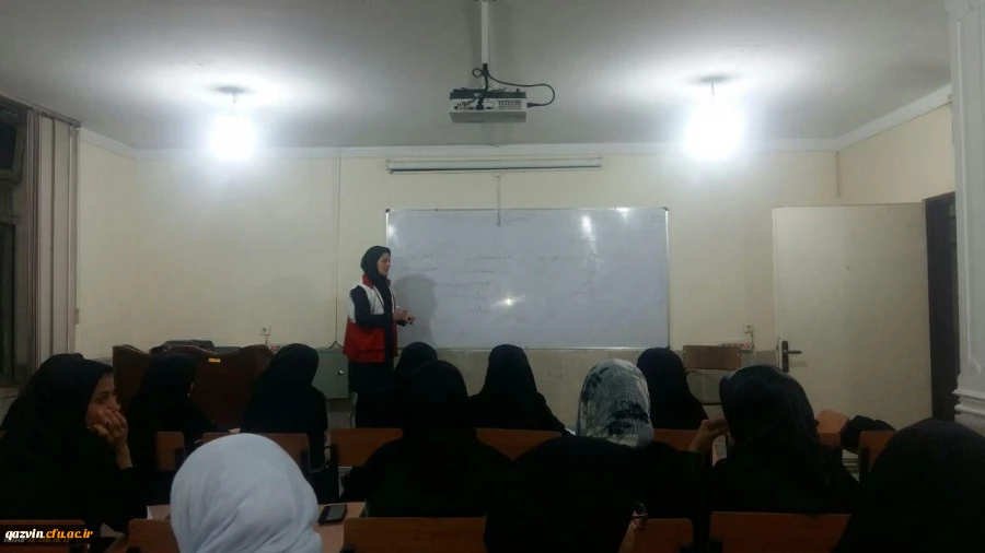 توسط کانون هلال احمر پردیس بنت الهدی صدر قزوین برگزار گردید:

کلاس های امداد و کمک های اولیه ویژه دانشجو معلمان 2