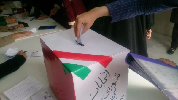 برگزاری انتخابات شورای صنفی-رفاهی آبان 1396 پردیس بنت الهدی صدر قزوین 4