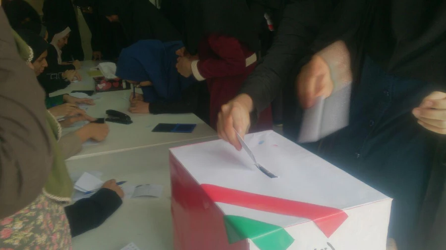 برگزاری انتخابات شورای صنفی-رفاهی آبان 1396 پردیس بنت الهدی صدر قزوین 5