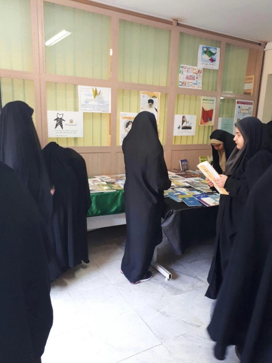 برگزاری کافه کتاب توسط کانون سبک زندگی ایرانی-اسلامی 3