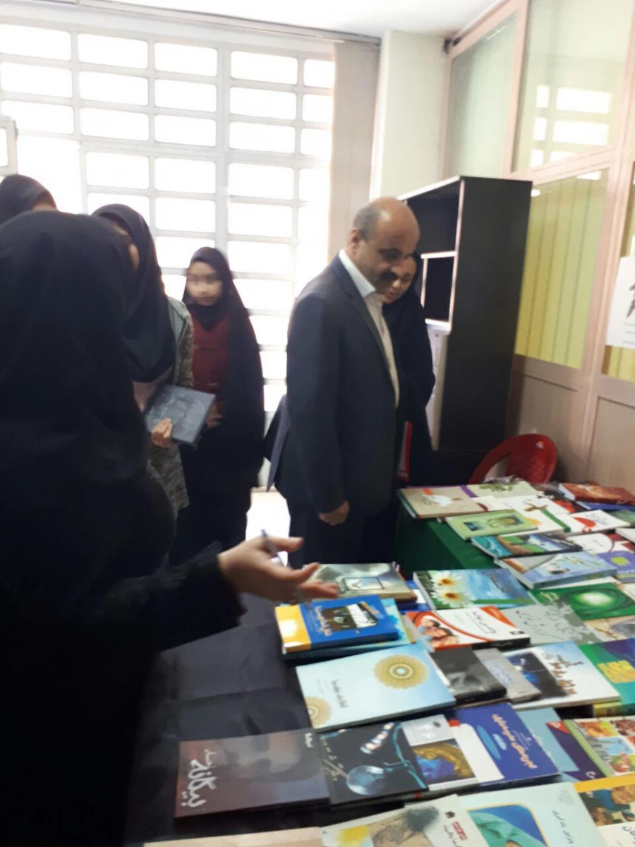 برگزاری کافه کتاب توسط کانون سبک زندگی ایرانی-اسلامی 4