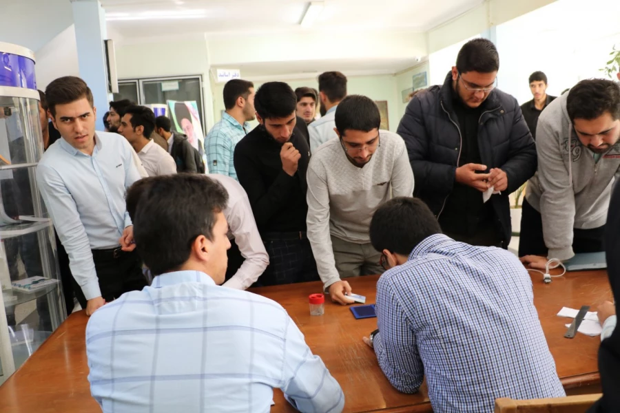 photo5789920514544872445