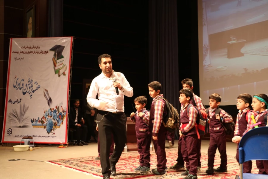 مراسم هفته پژوهش در مدیریت امور پردیس های دانشگاه فرهنگیان  استان قزوین برگزار شد 6