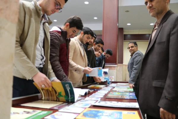 مراسم هفته پژوهش در مدیریت امور پردیس های دانشگاه فرهنگیان  استان قزوین برگزار شد 8