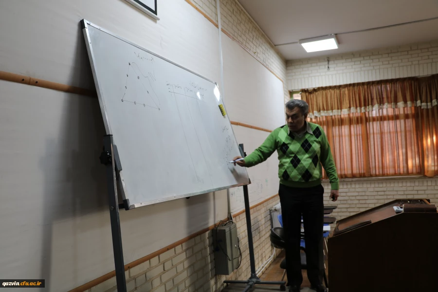 برگزاری سومین کارگاه توانمند سازی آموزگاران  مقطع ابتدایی دوره اول درس ریاضیات مدارس وابسته به دانشگاه فرهنگیان استان قزوین 3