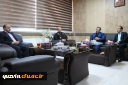 دیدار سرپرست مدیریت امور پردیس های استان قزوین  بامسئولان بانک تجارت استان 2