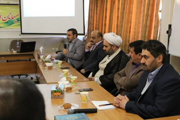 درقزوین برگزارشد:مراسم اختتامیه دومین جشنواره فرهنگی اجتماعی کارکنان دانشگاه فرهنگیان منطقه 9کشور 6