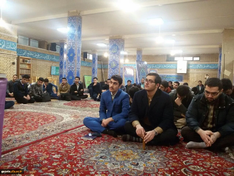 نشست مهدویت با حضور استاد کاشی از بنیاد مهدویت برگزار گردید 2