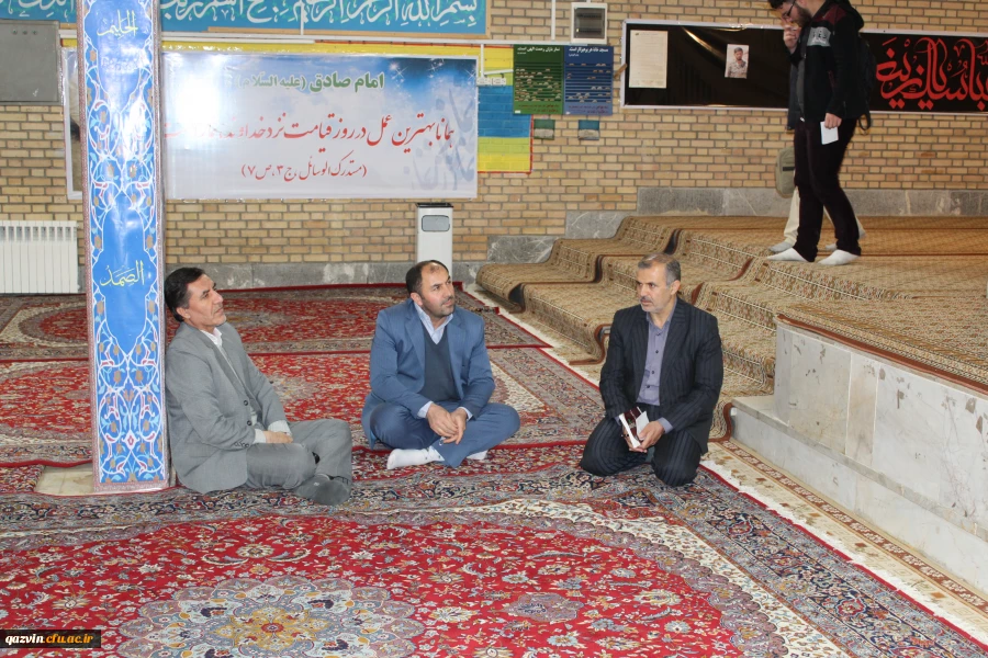 درپردیس شهید رجایی قزوین برگزارشد"جلسه پرسش وپاسخ دانشجویان  با مسئولین هسته گزینش استان قزوین 6