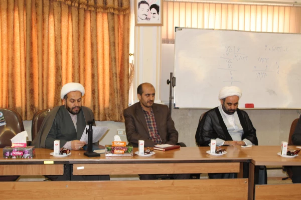 نشست بسیج اساتید دانشگاه فرهنگیان استان قزوین باحضور مسئول بسیج اساتید استان 6