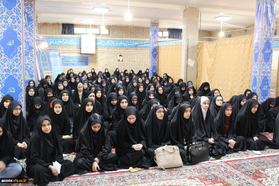 درپردیس بنت الهدی صدرقزوین  برگزارشد:جلسه پرسش وپاسخ دانشجویان با مسئولین هسته گزینش استان قزوین 4