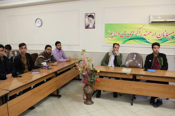 برگزاری جلسه پرسش وپاسخ دانشجویی درپردیس شهید رجایی قزوین 3