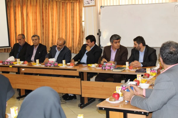 برگزاری جلسه شورای اداری دانشگاه فرهنگیان استان قزوین 2