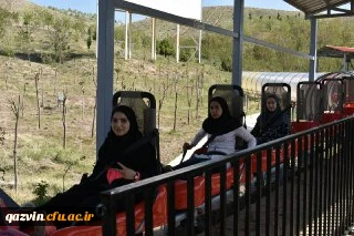 برگزاری برنامه پیاده روی دانشجویان پردیس بنت الهدی صدرقزوین به مناسبت هفته سلامت 4