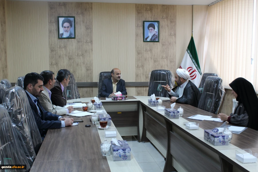 تشکیل جلسه شورای فرهنگی دانشگاه فرهنگیان استان قزوین 5تشکیل جلسه شورای فرهنگی دانشگاه فرهنگیان استان قزوین 7