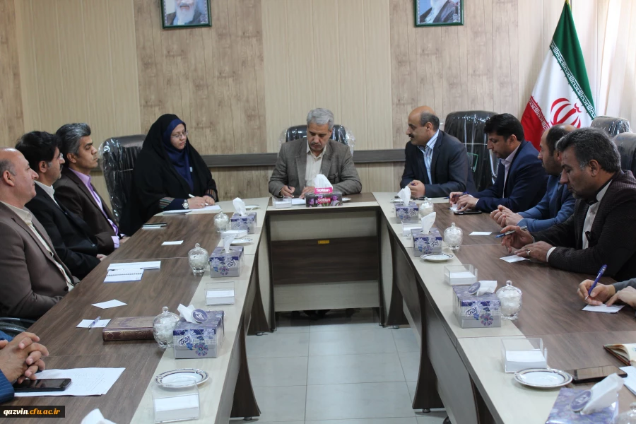 مدیرکل امور دانشجویی درنشست با کارکنان دانشگاه فرهنگیان استان قزوین:تحول درآموزش وپرورش بایدتوسط فارغ التحصیلان دانشگاه فرهنگیان رخ دهد. 4