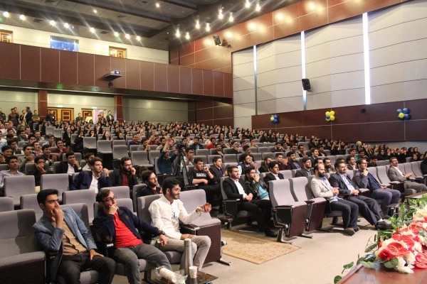 برگزاری مراسم روز جوان وجشن میلاد حضرت علی اکبر(ع)وحضرت مهدی(عج)درسالن آمفی تئاتر پردیس شهیدرجایی قزوین 2