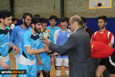 برگزاری مسابقات فوتسال دانشجویی جام معلم دردانشگاه فرهنگیان استان قزوین