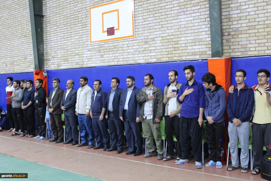 برگزاری مسابقات فوتسال دانشجویی جام معلم دردانشگاه فرهنگیان استان قزوین 7