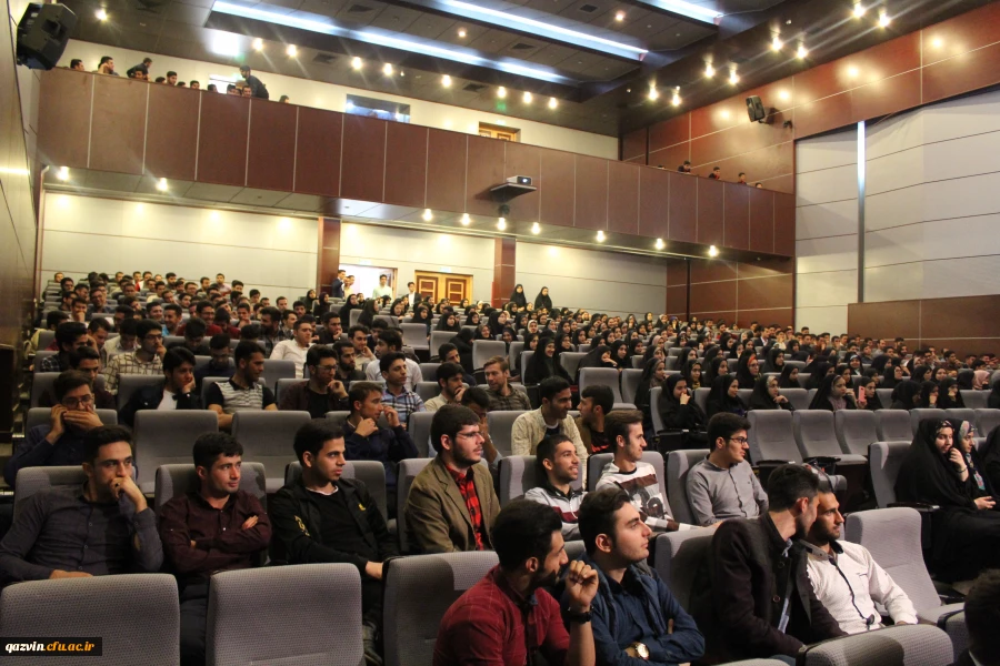 برگزاری مراسم بزرگداشت مقام معلم دردانشگاه فرهنگیان استان قزوین 3