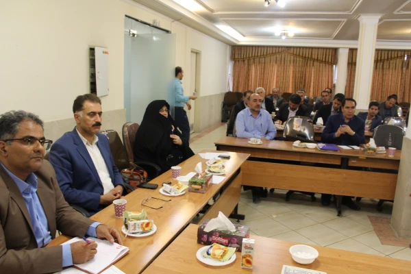 برگزاری سومین جلسه گروههای آموزشی پردیس های شهید رجایی و بنت الهدی صدرقزوین 6