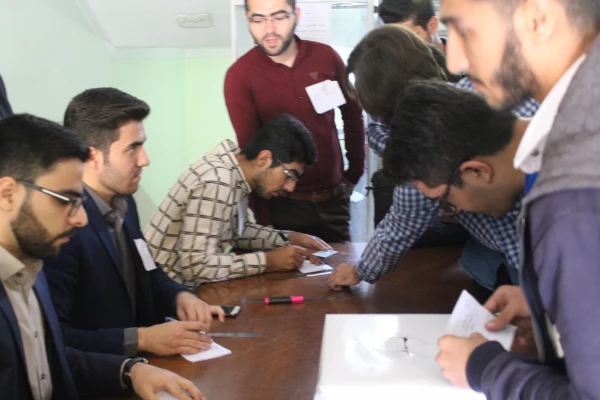 برگزاری انتخابات شورای صنفی دانشجویان  درپردیس شهیدرجایی قزوین 3