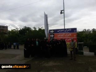 بازدید دانشجویان پردیس بنت الهدی صدر قزوین از نمایشگاه بین المللی کتاب تهران