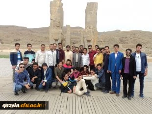 برگزاری اردوی سیاحتی و زیارتی دانشجو معلمان پردیس شهیدرجایی قزوین در شیراز