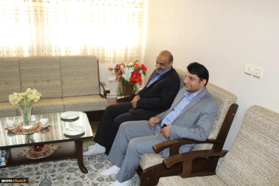 عیادت مدیریت امور پردیس های استان قزوین ازآقای شعبانی همکار پیشکسوت دانشگاه 3